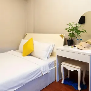 2* ホテル Crowne Bui Vien